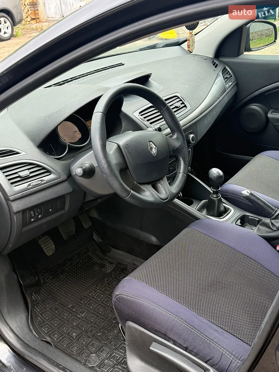 2011 Renault Megane - мініатюра 19