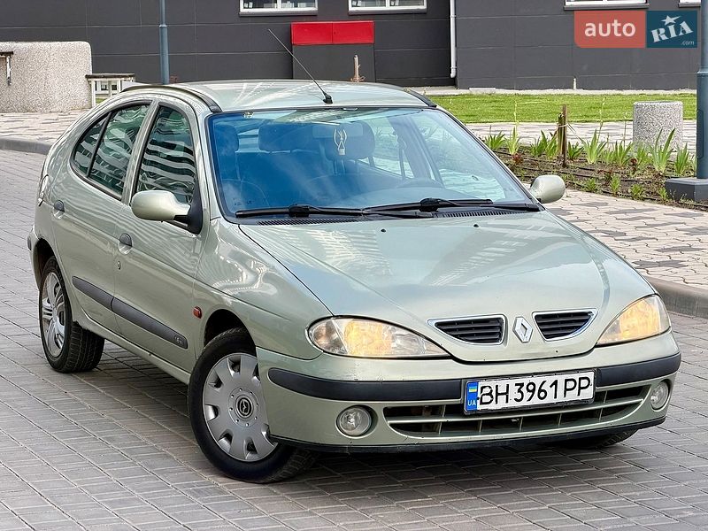 Хэтчбек Renault Megane 2001 в Одессе