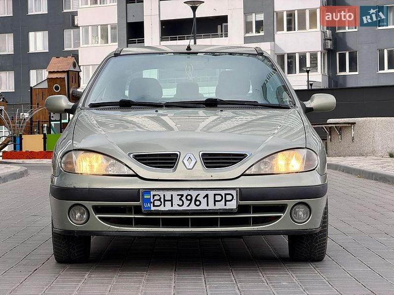 Хэтчбек Renault Megane 2001 в Одессе