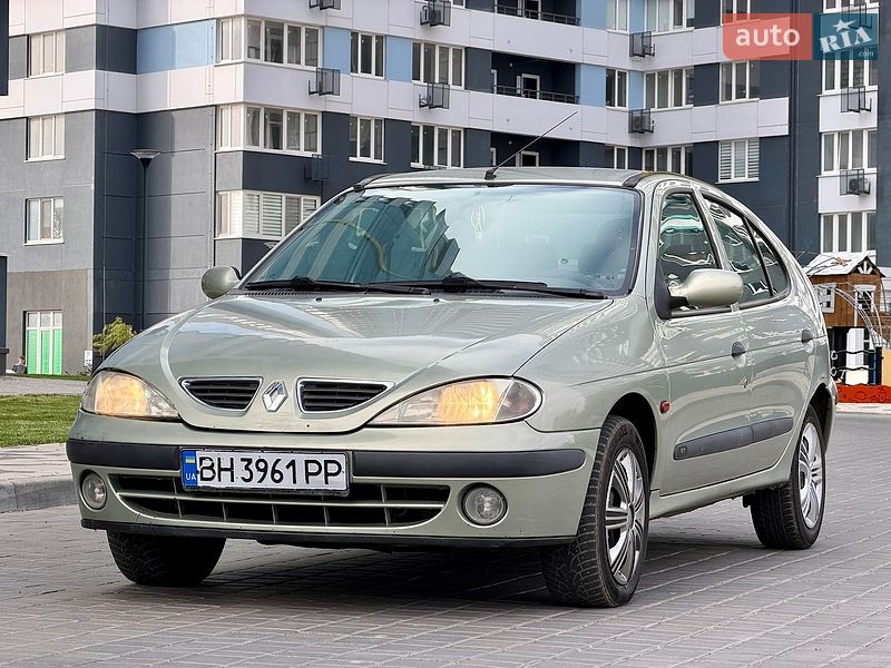 Хэтчбек Renault Megane 2001 в Одессе