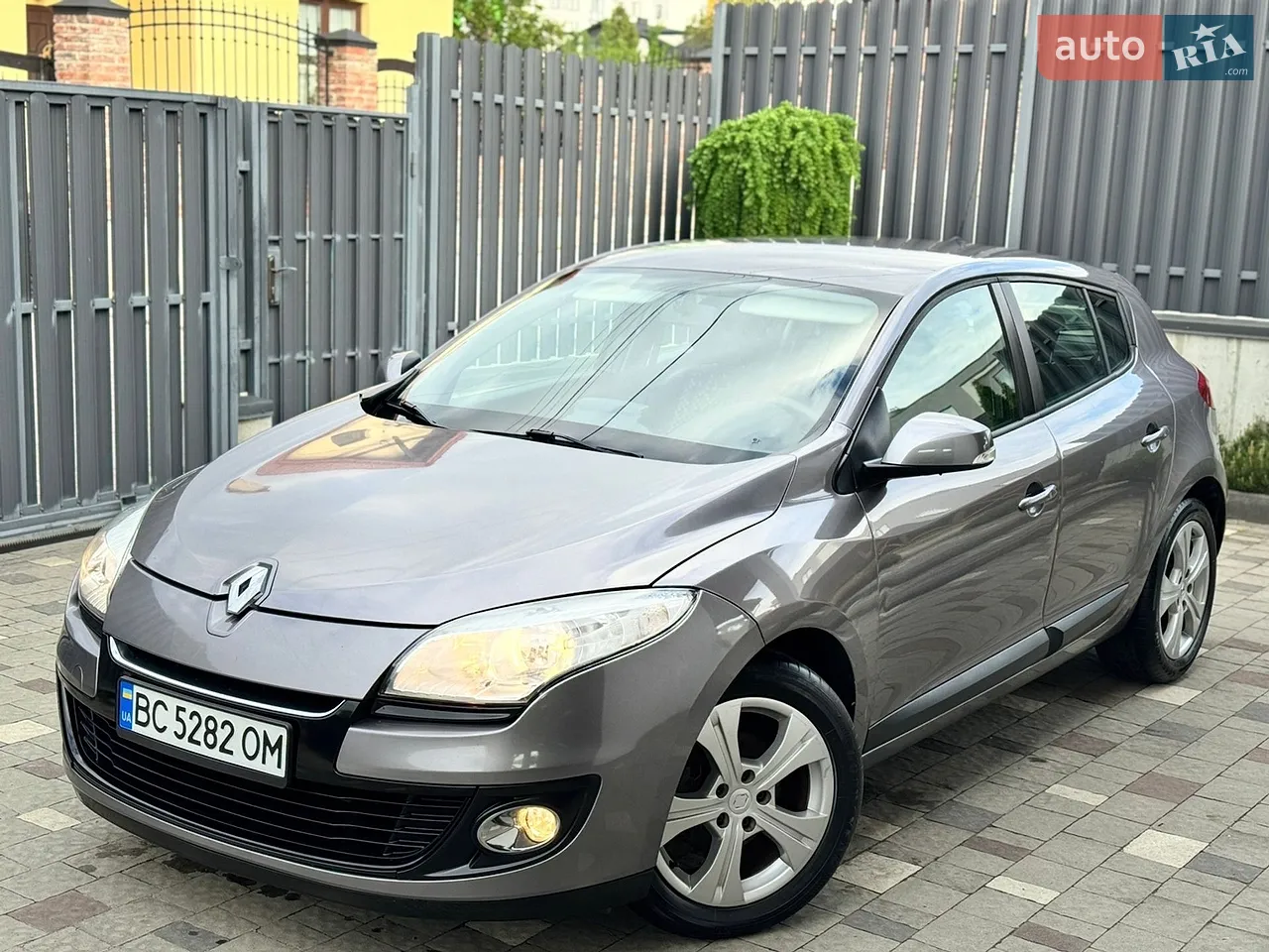 2013 Renault Megane - мініатюра 25