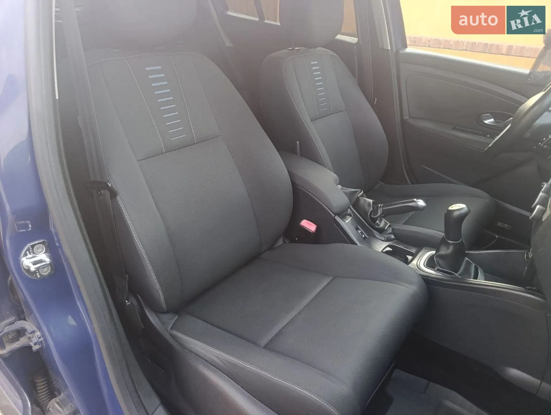 2011 Renault Megane - мініатюра 36