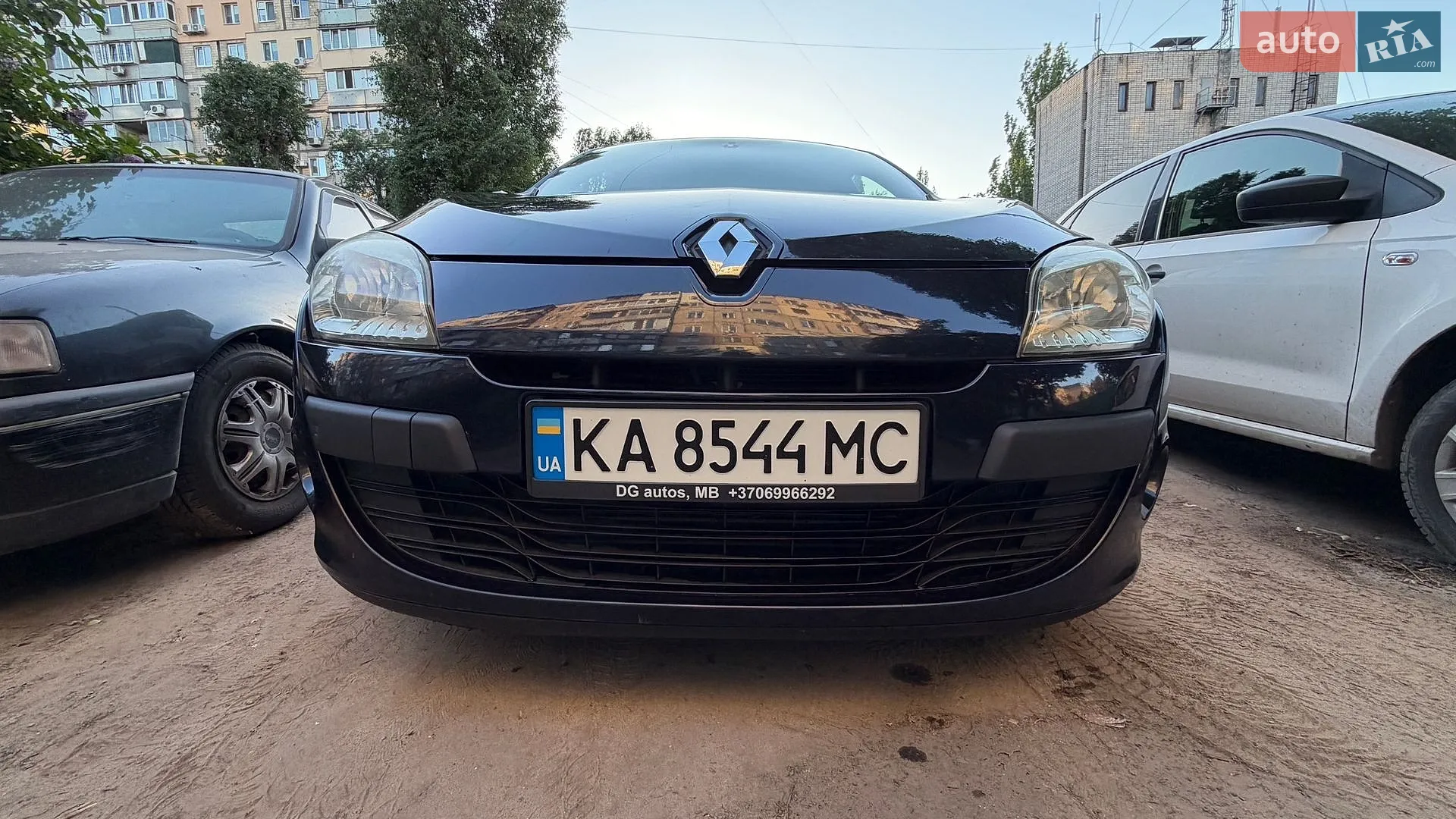 2010 Renault Megane - мініатюра 2