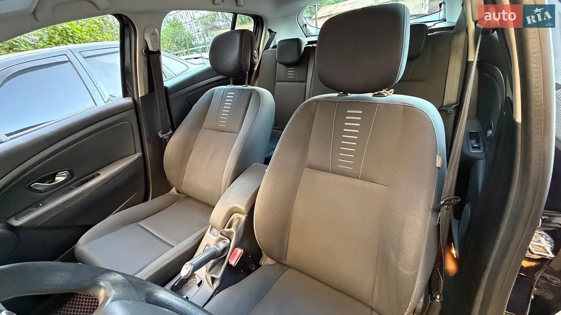 2010 Renault Megane - мініатюра 10