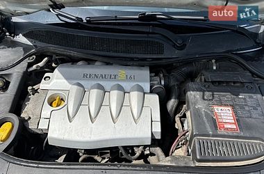 Седан Renault Megane 2003 в Киеве