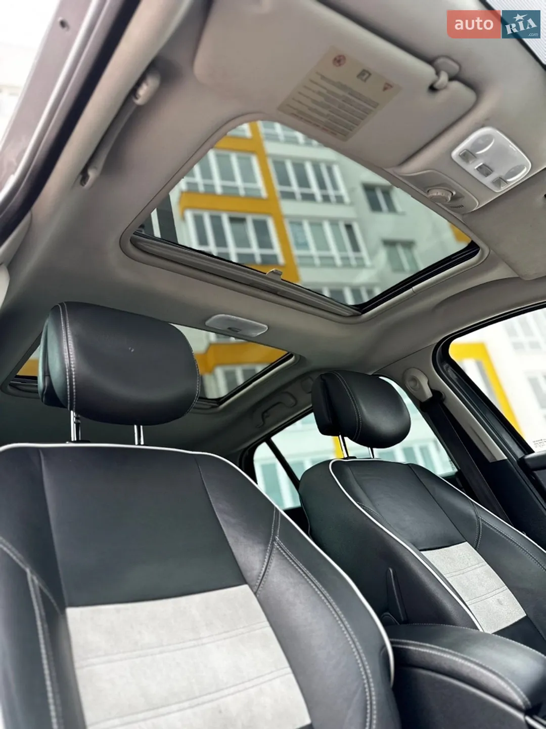 2012 Renault Megane - мініатюра 29
