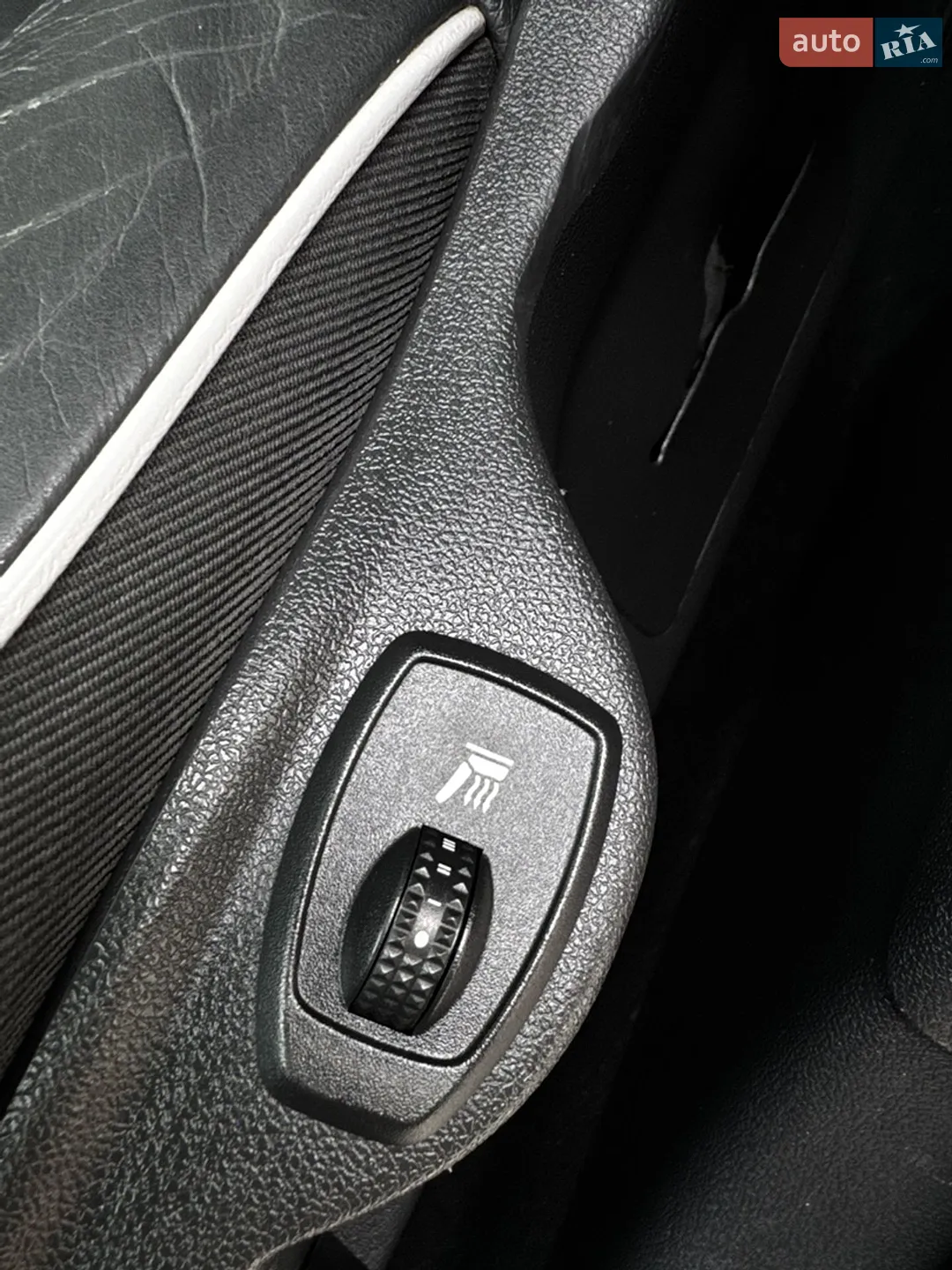 2012 Renault Megane - мініатюра 44