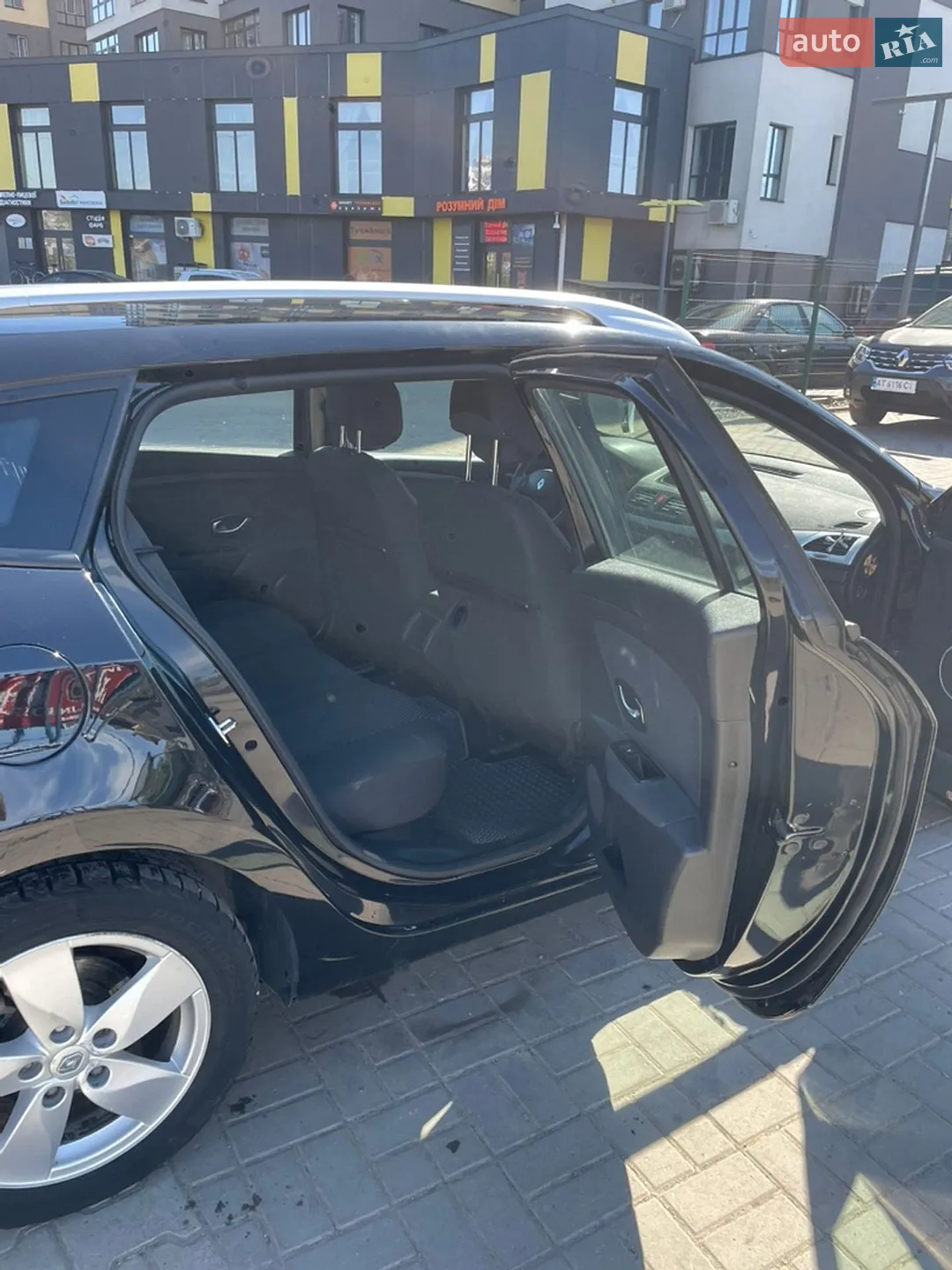 2011 Renault Megane - мініатюра 17