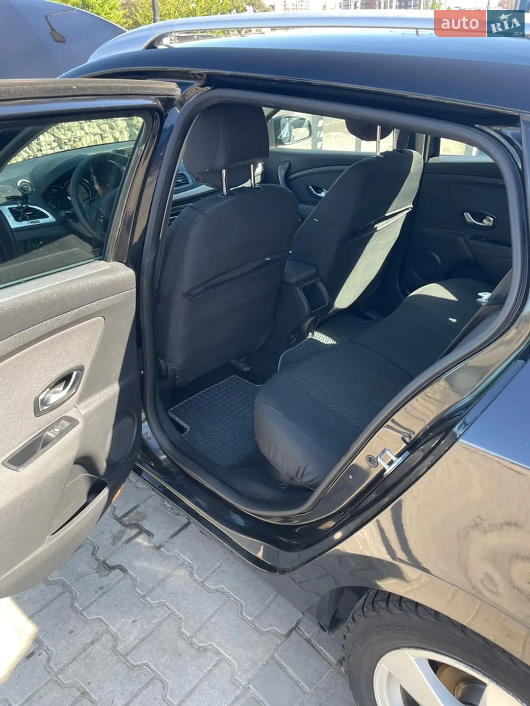 2011 Renault Megane - мініатюра 20