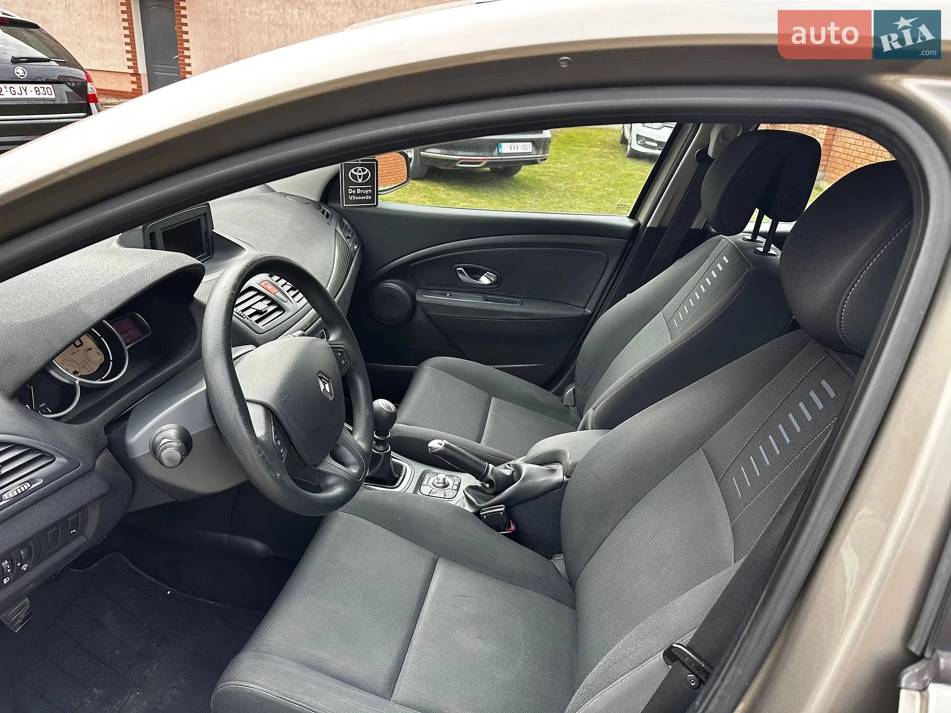 2010 Renault Megane - мініатюра 28