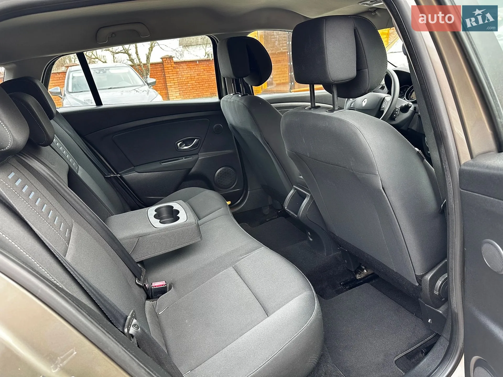 2010 Renault Megane - мініатюра 37