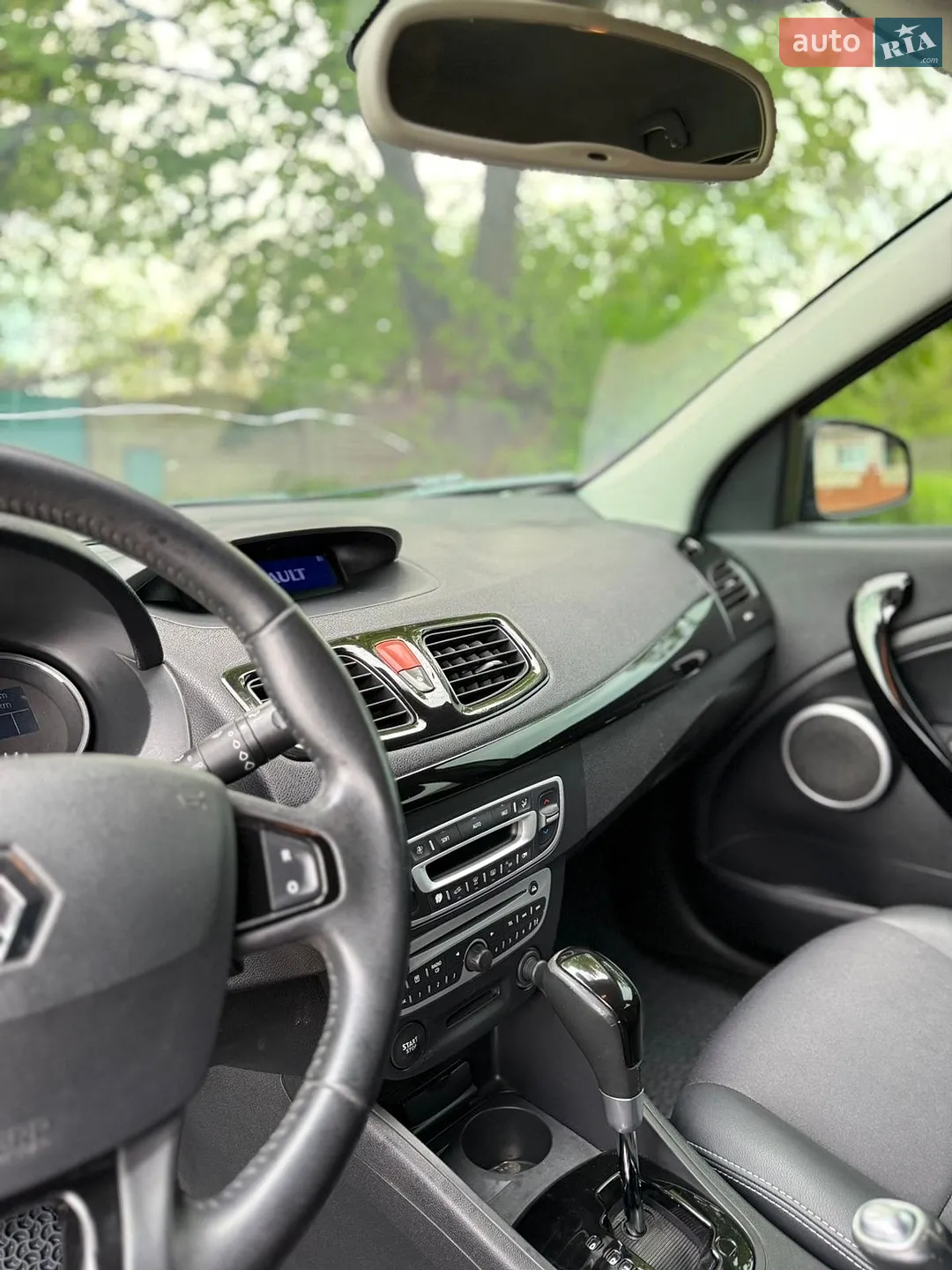 2010 Renault Megane - мініатюра 18