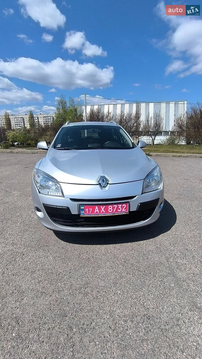 2011 Renault Megane - мініатюра 12