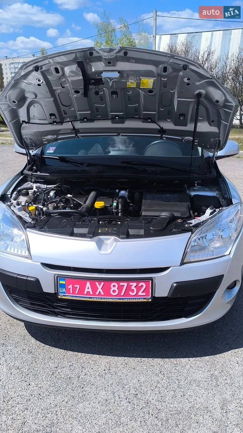 2011 Renault Megane - мініатюра 27