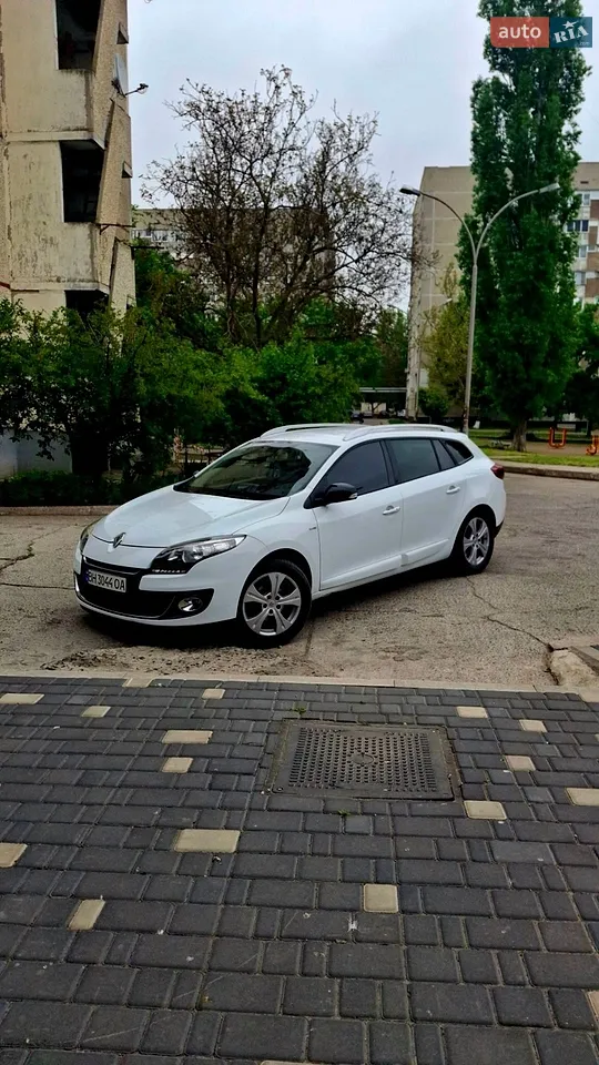 2013 Renault Megane - мініатюра 16