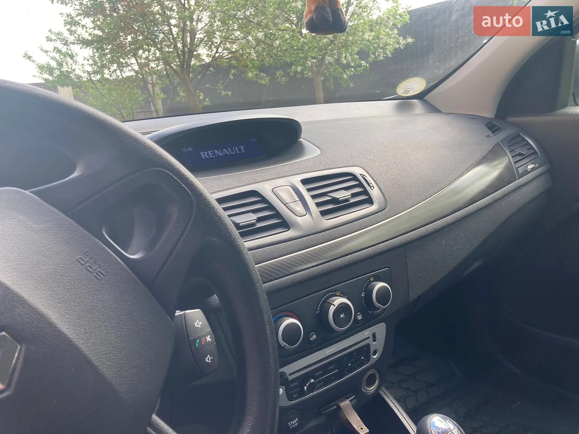 2012 Renault Megane - мініатюра 23