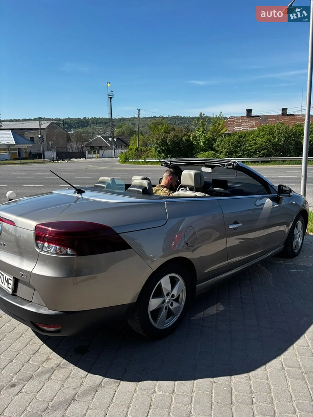 2010 Renault Megane - мініатюра 2