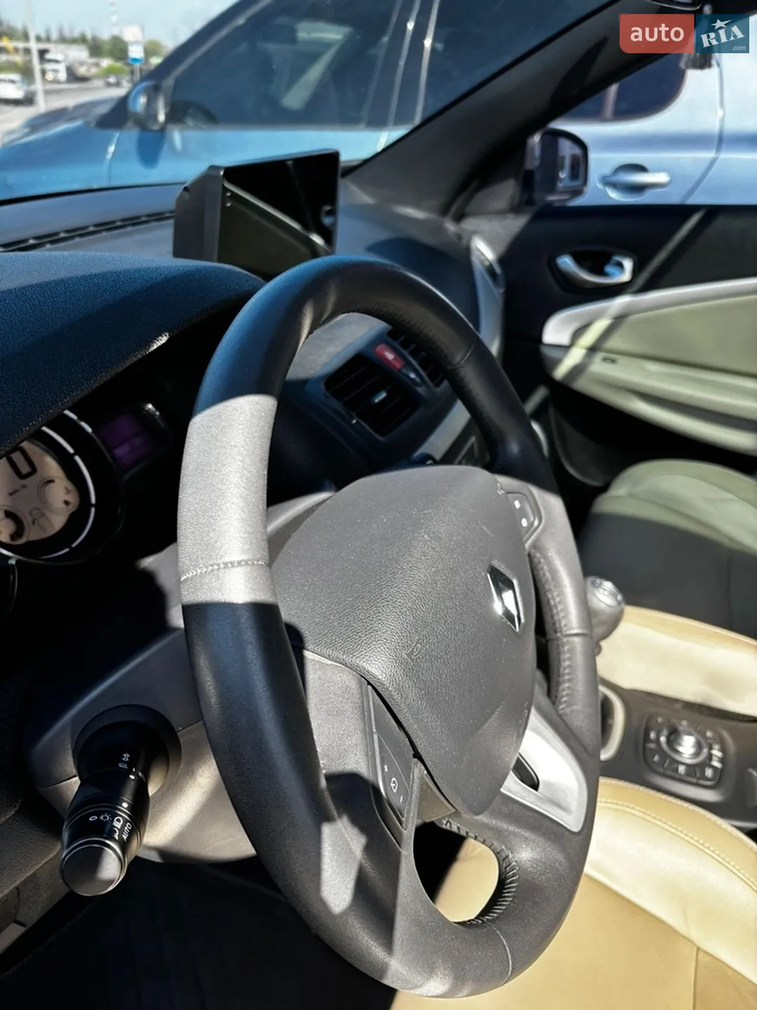 2010 Renault Megane - мініатюра 33