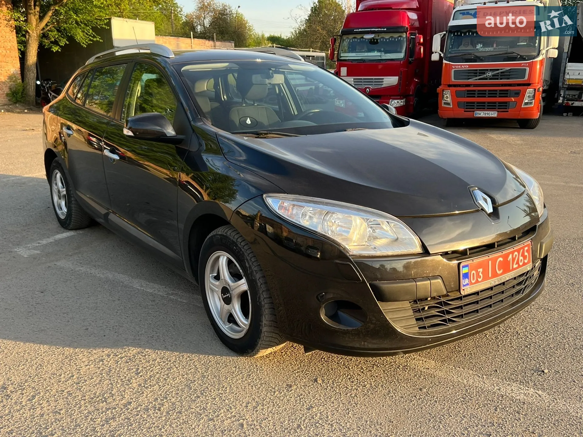 2010 Renault Megane - мініатюра 12