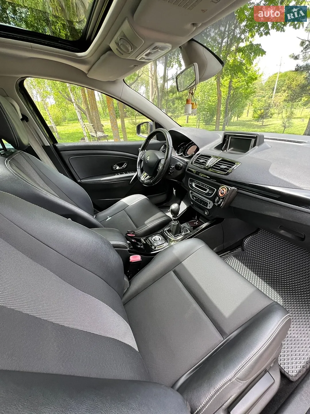 2013 Renault Megane - мініатюра 38