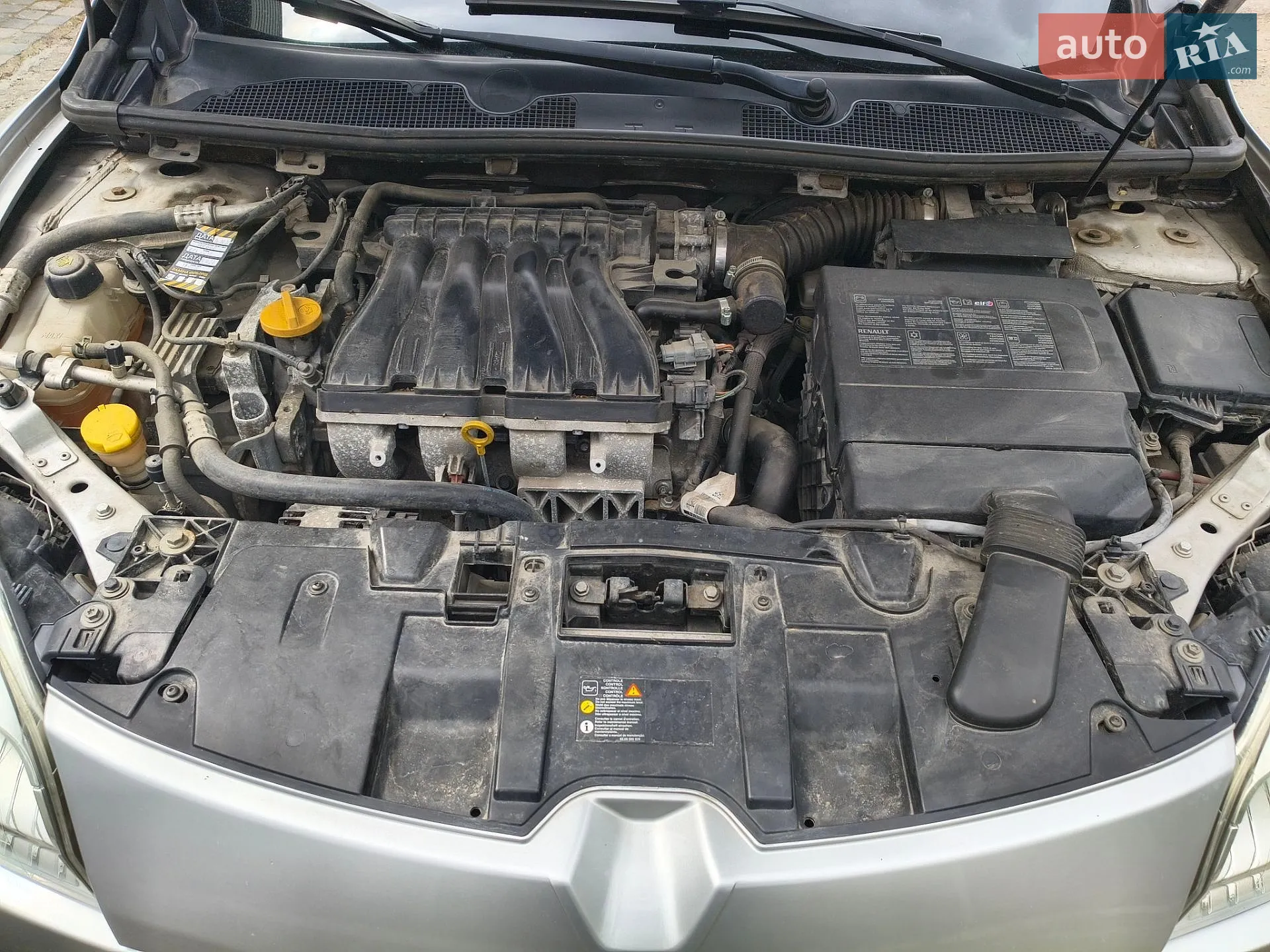2010 Renault Megane - мініатюра 2