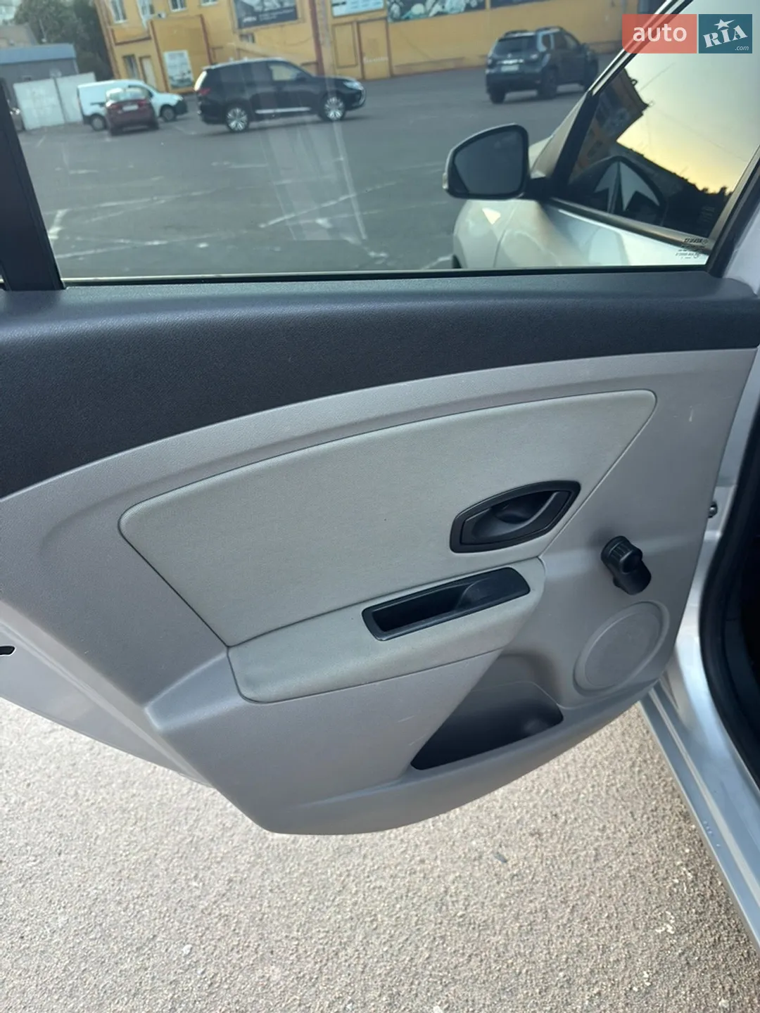 2011 Renault Megane - мініатюра 22