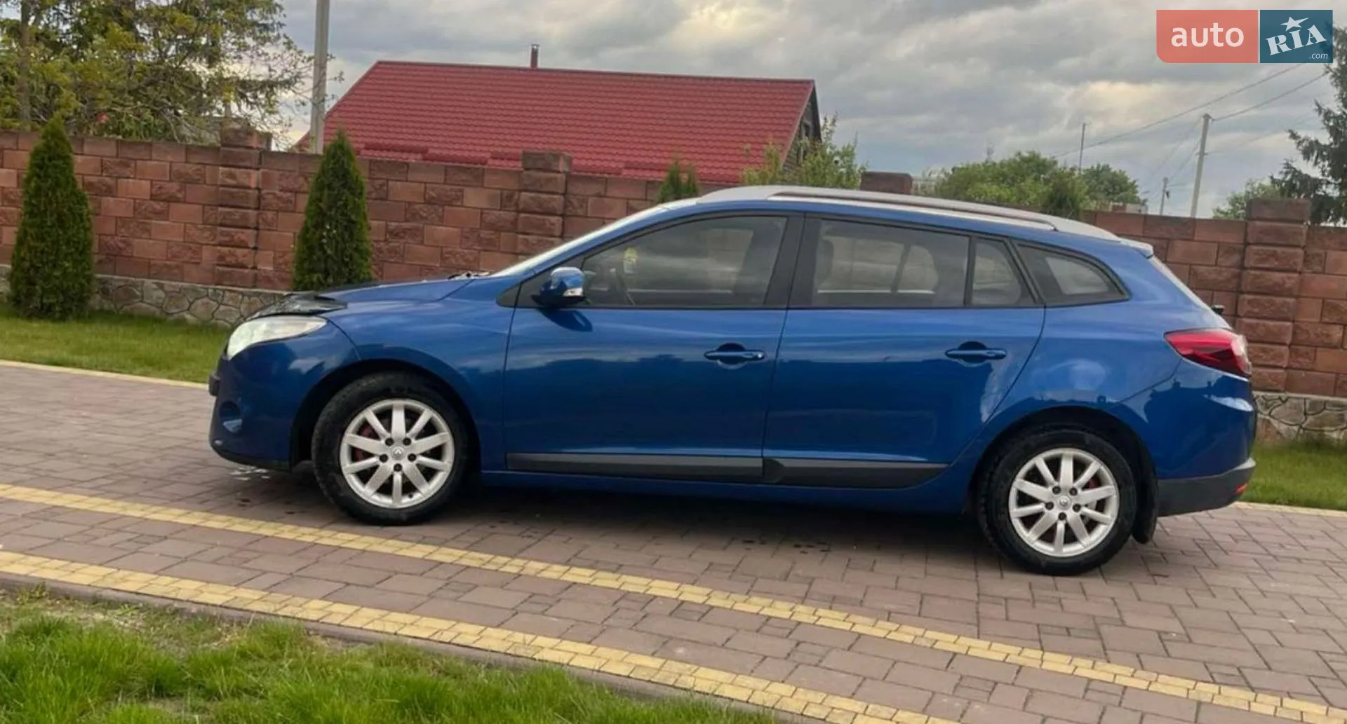 2010 Renault Megane - мініатюра 15