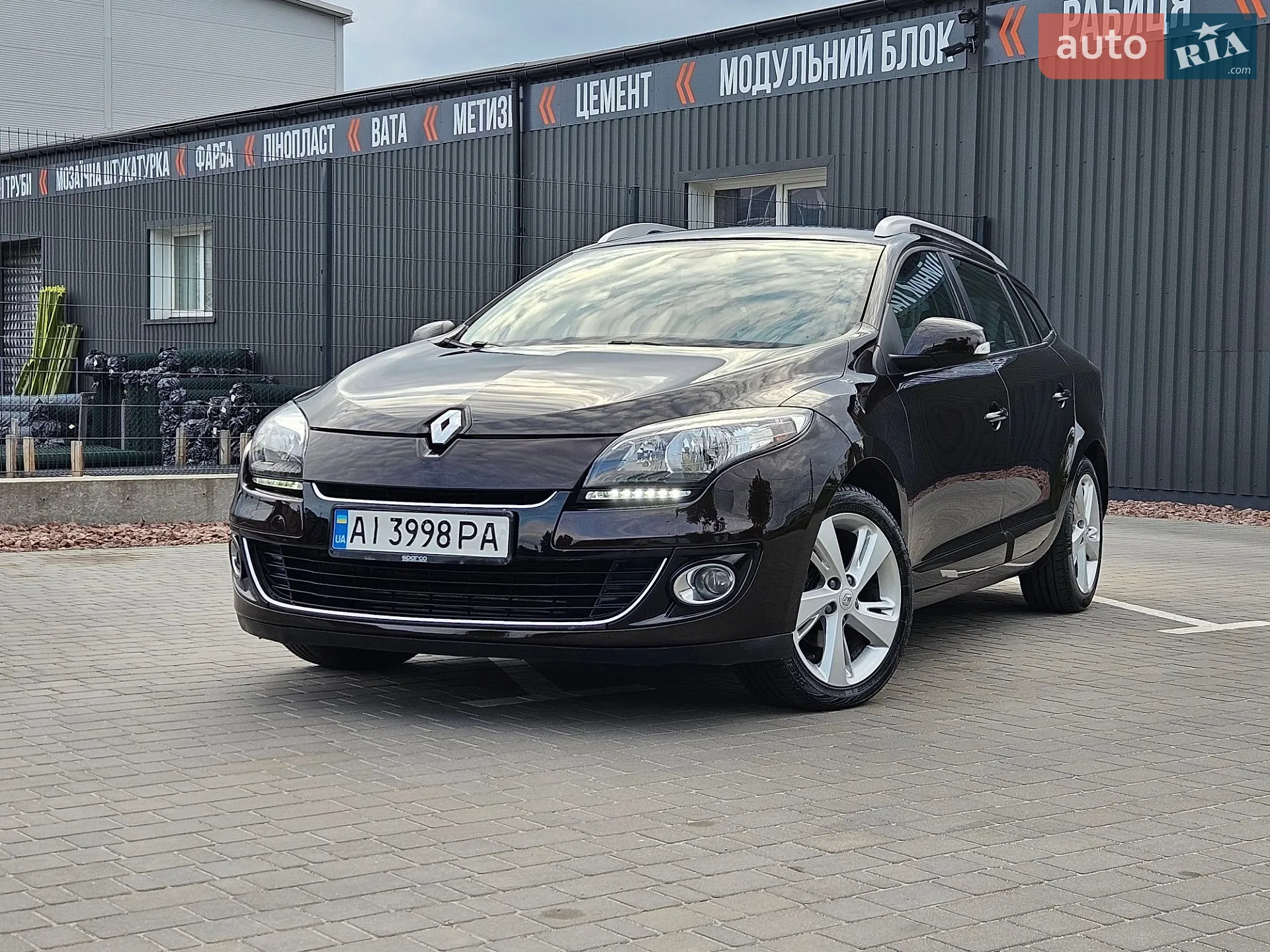 2012 Renault Megane - мініатюра 8