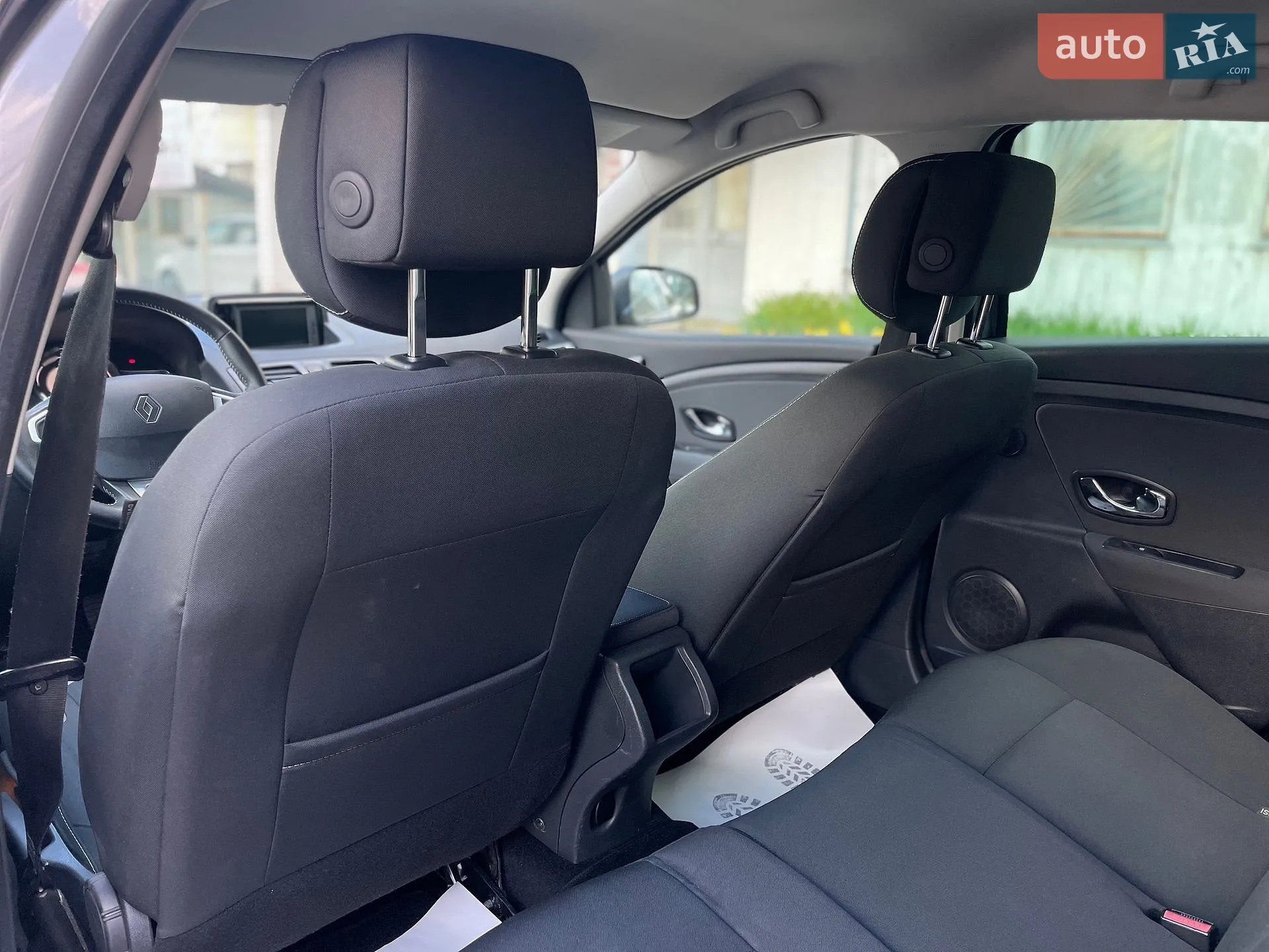 2012 Renault Megane - мініатюра 29