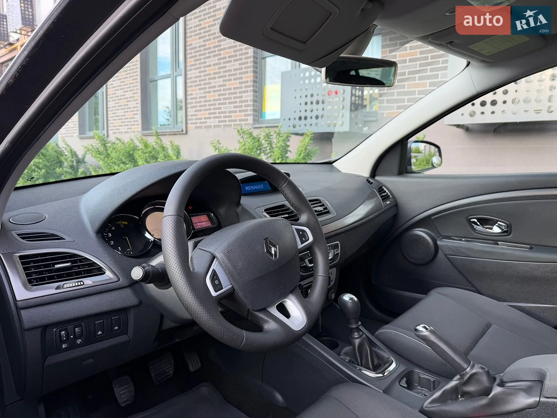 2012 Renault Megane - мініатюра 12