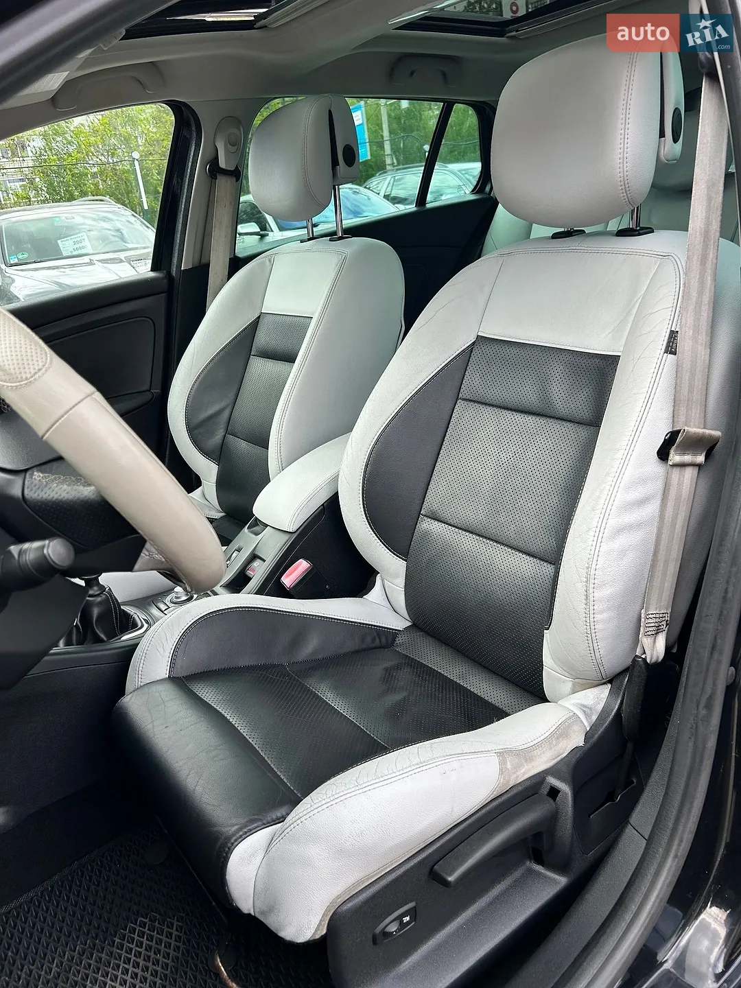 2012 Renault Megane - мініатюра 24