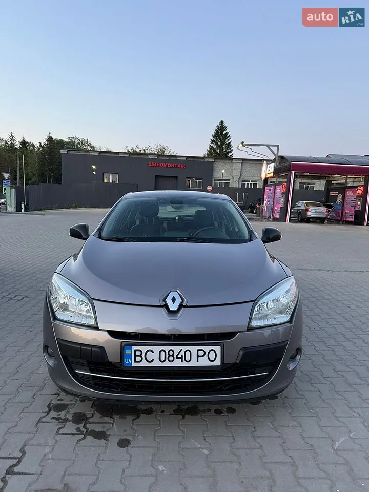 2012 Renault Megane - мініатюра 18