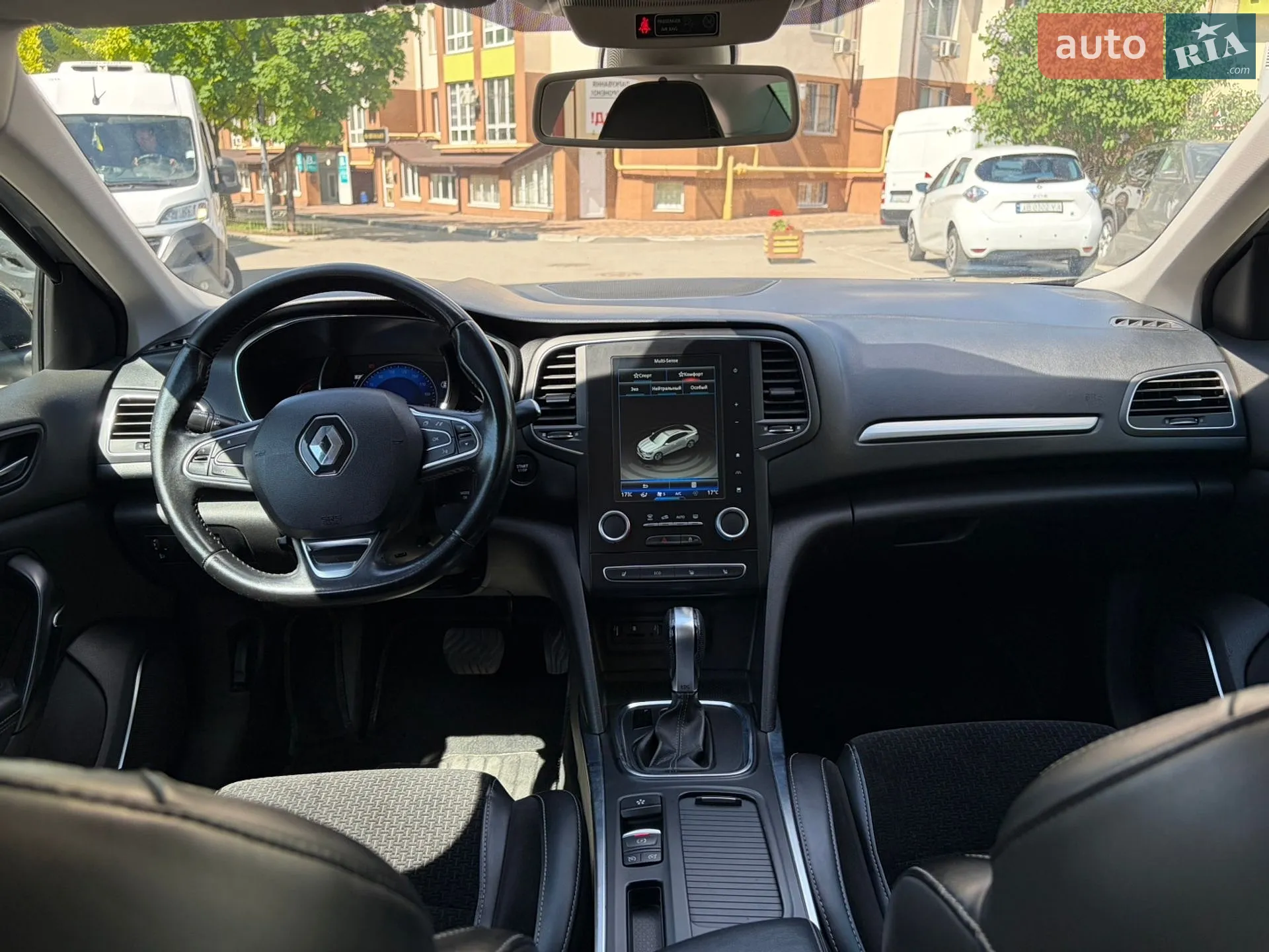 2017 Renault Megane - мініатюра 13