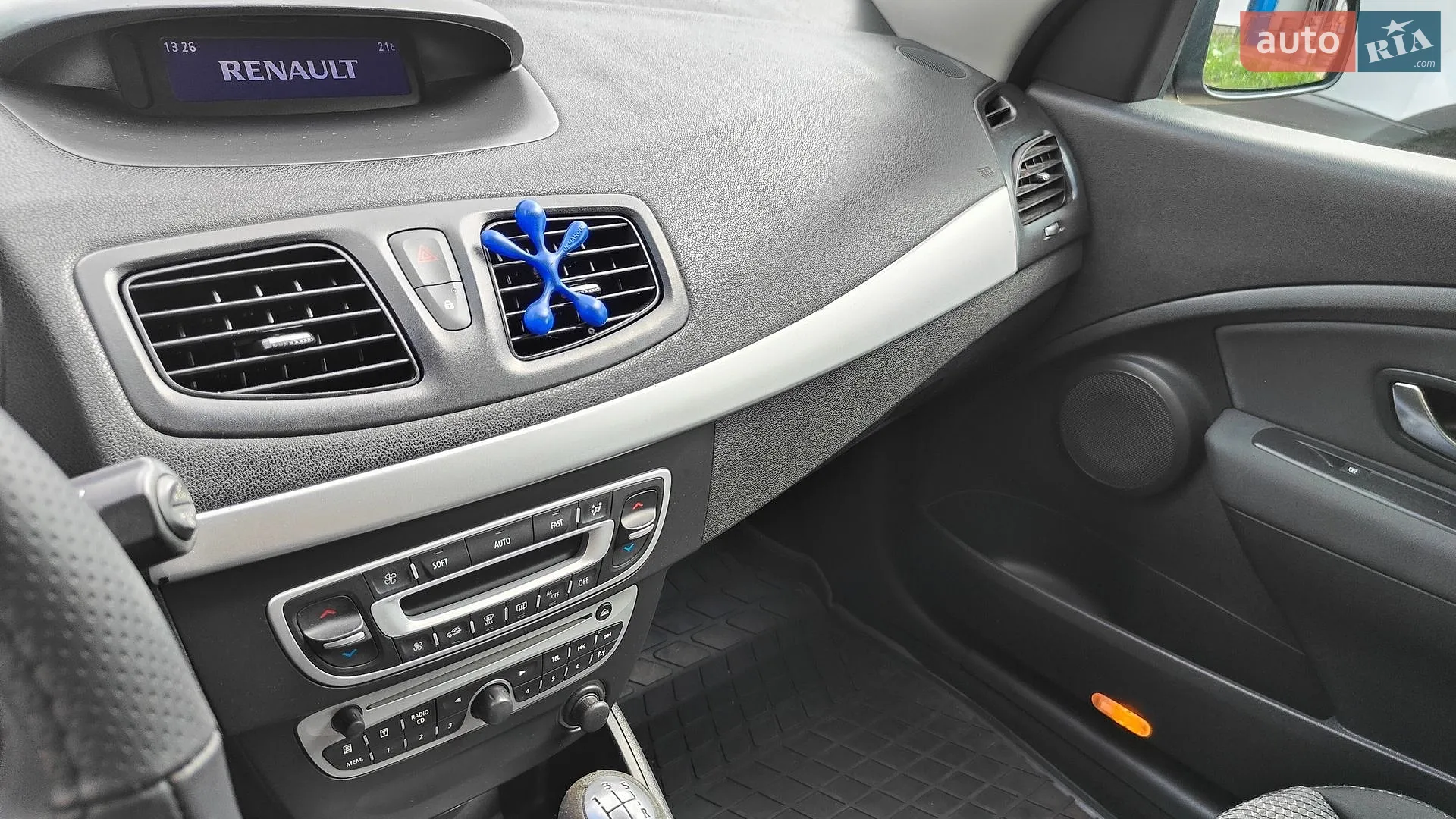 2011 Renault Megane - мініатюра 15
