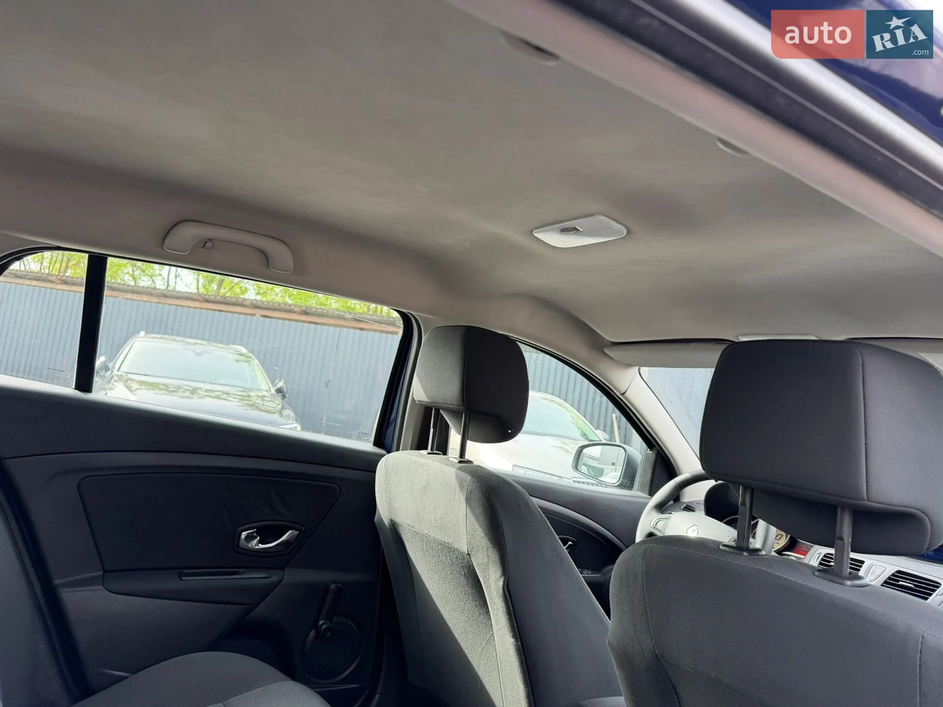 2012 Renault Megane - мініатюра 15
