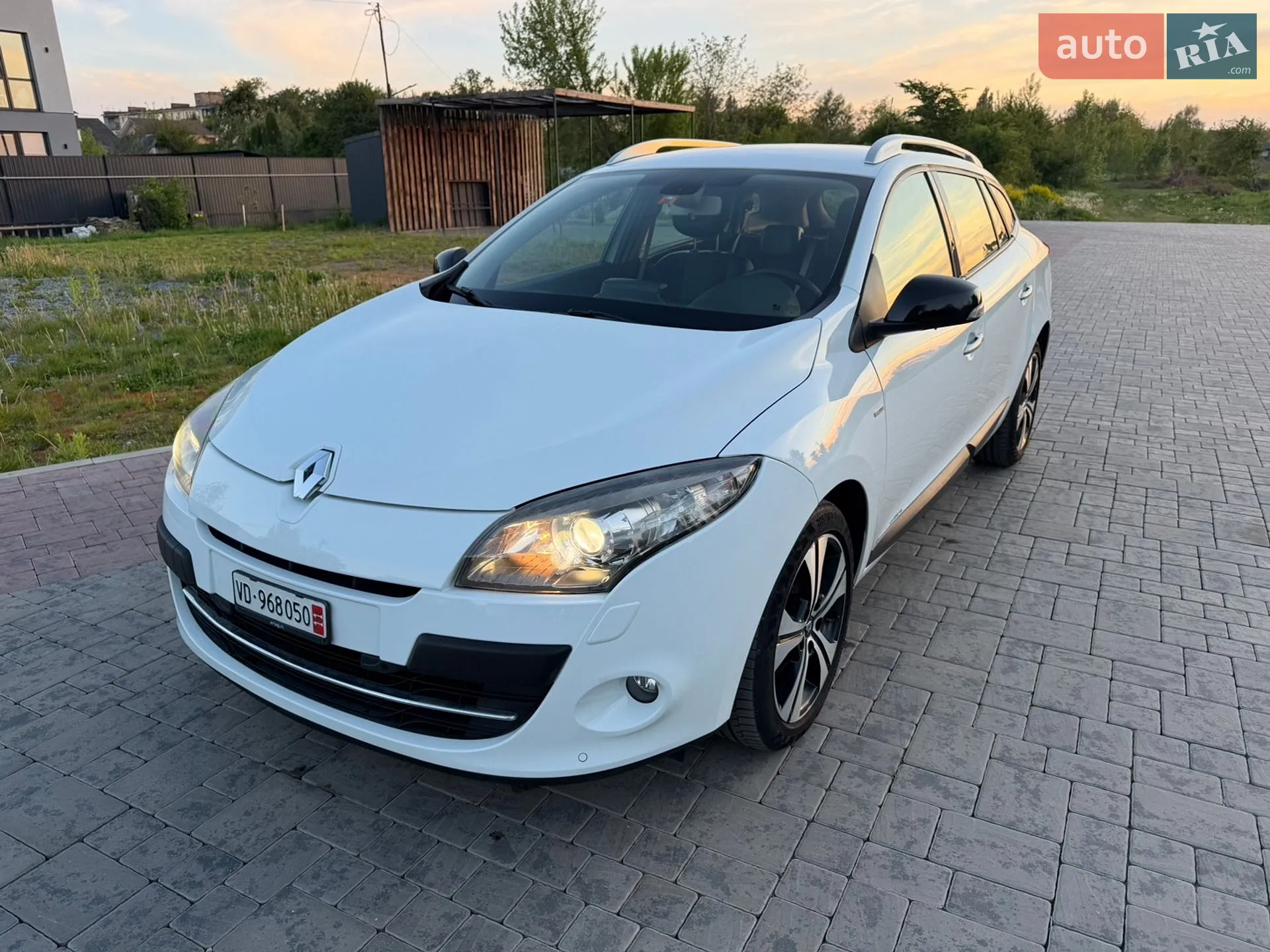 2012 Renault Megane - мініатюра 38