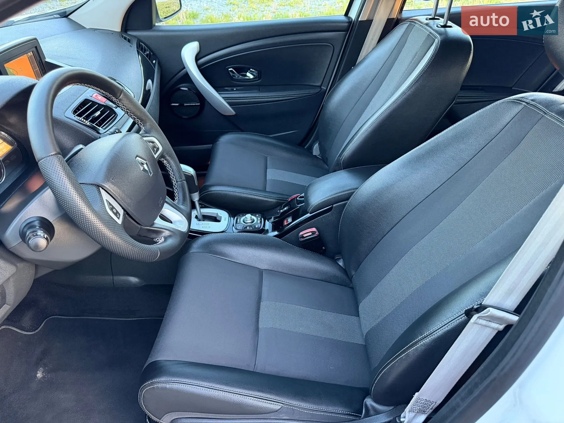 2012 Renault Megane - мініатюра 45