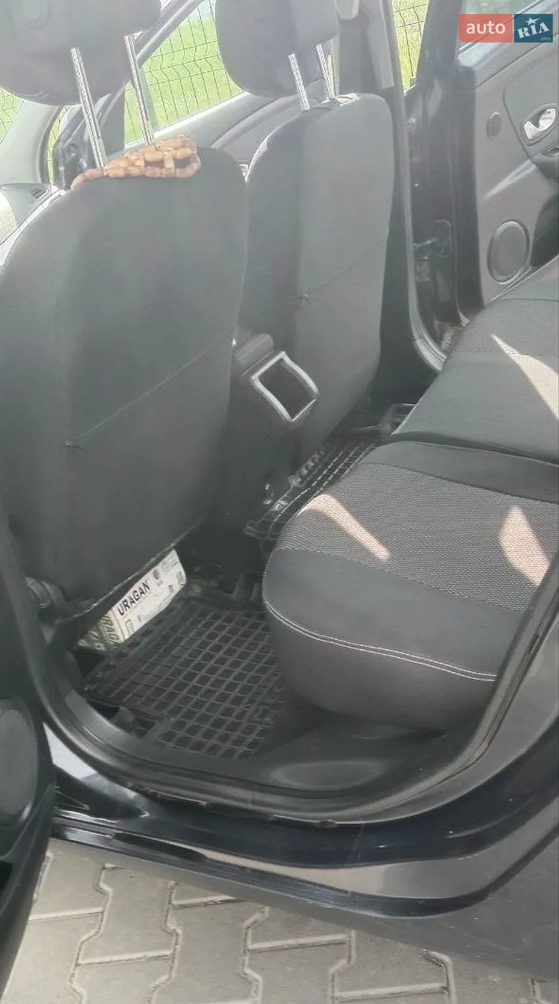 2010 Renault Megane - мініатюра 14