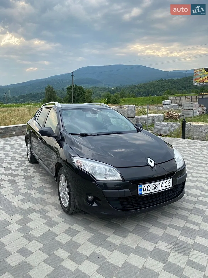 2010 Renault Megane - мініатюра 21