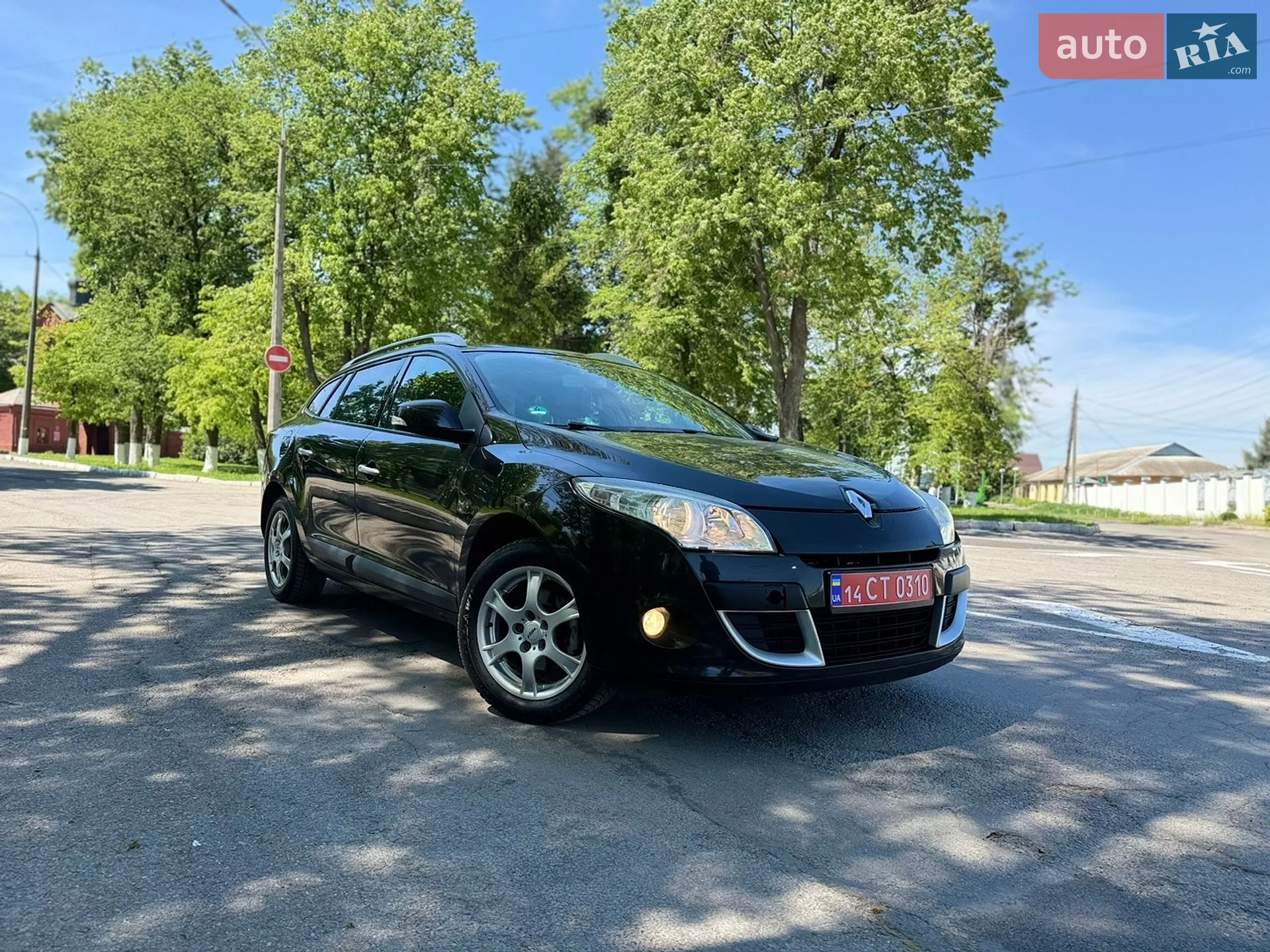 2010 Renault Megane - мініатюра 2
