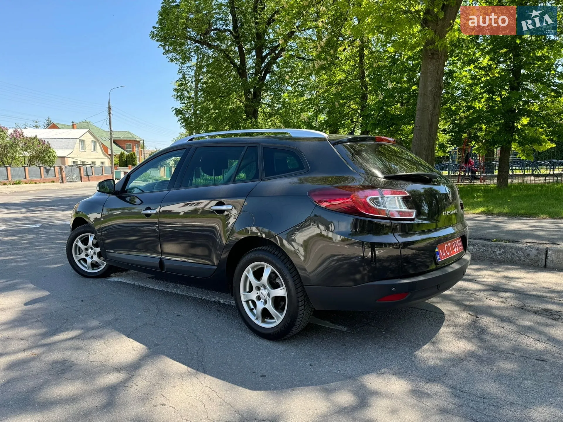 2010 Renault Megane - мініатюра 15
