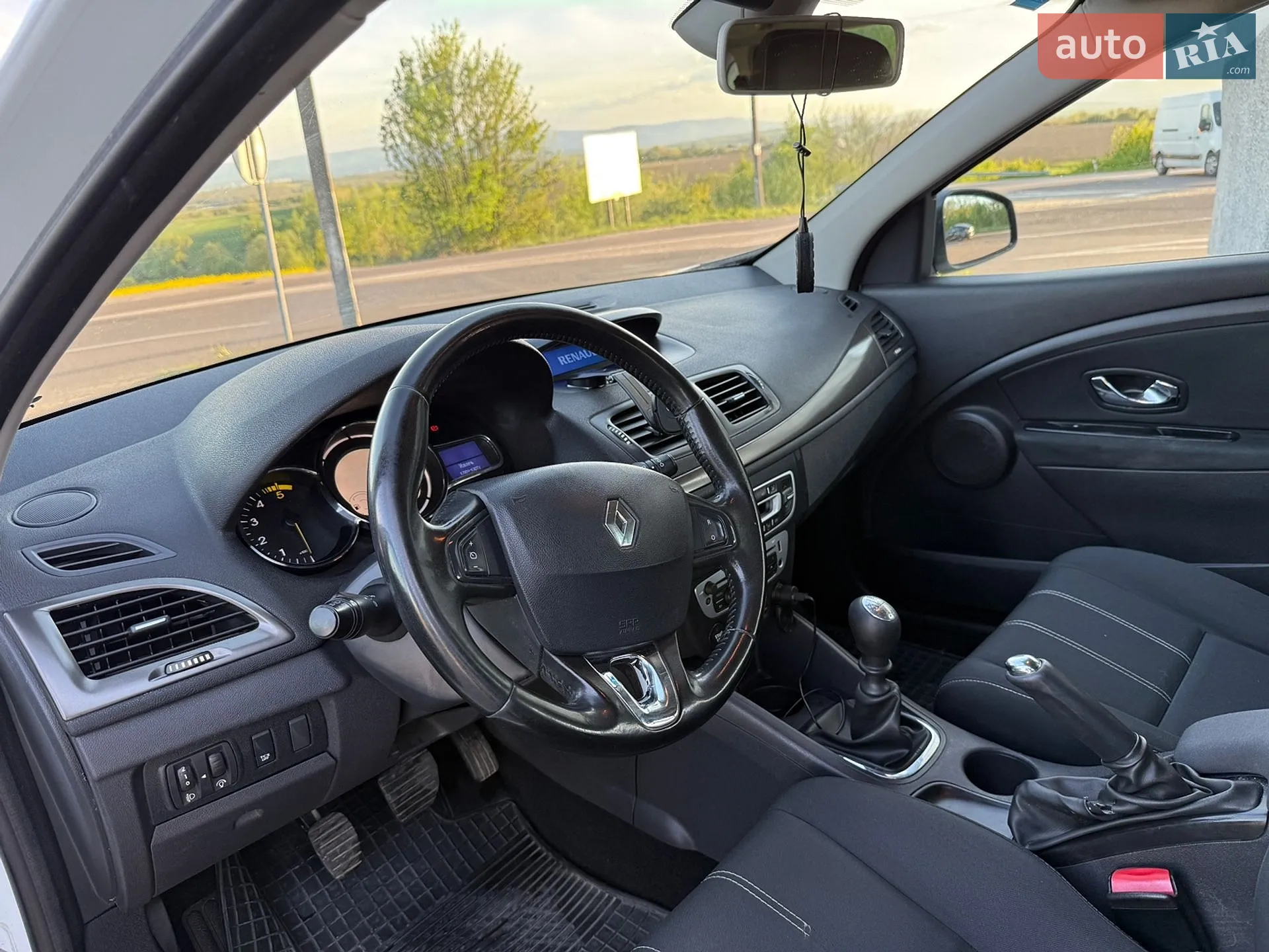 2014 Renault Megane - мініатюра 45