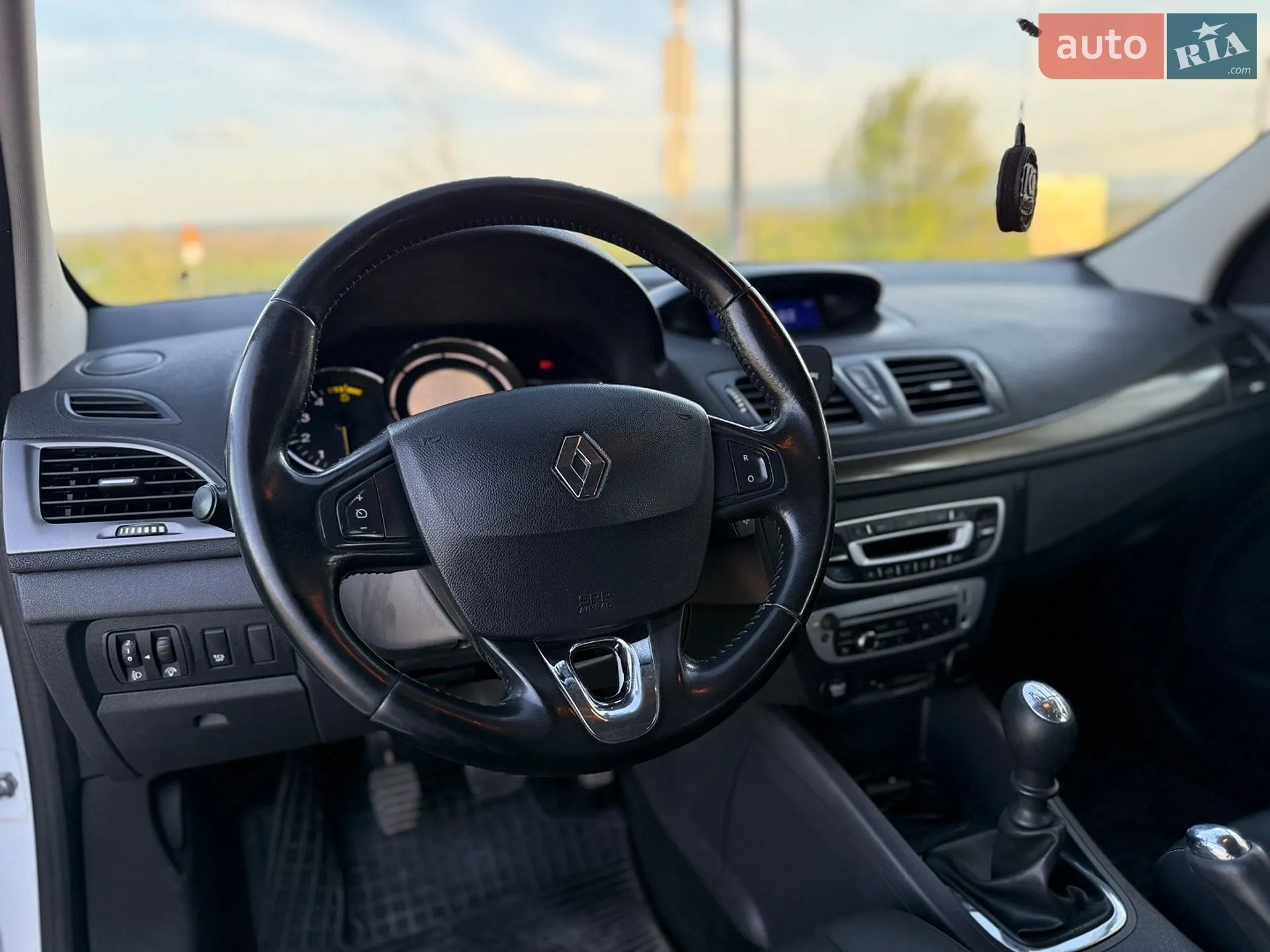 2014 Renault Megane - мініатюра 50