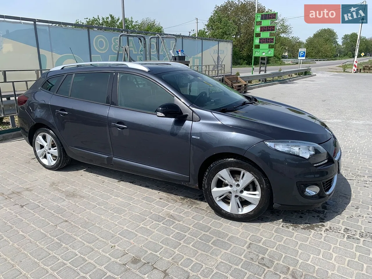 2011 Renault Megane - мініатюра 27
