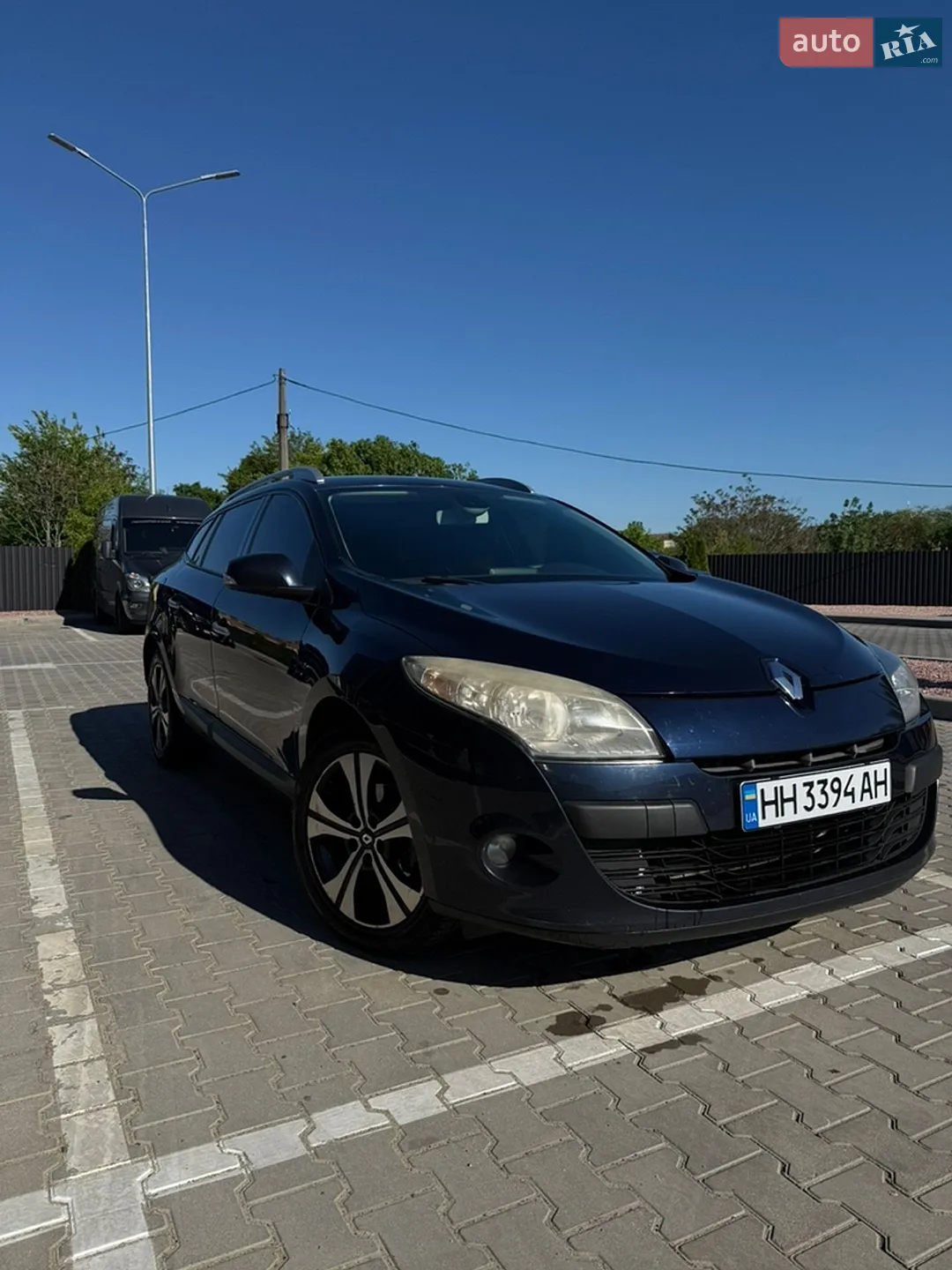2010 Renault Megane - мініатюра 2