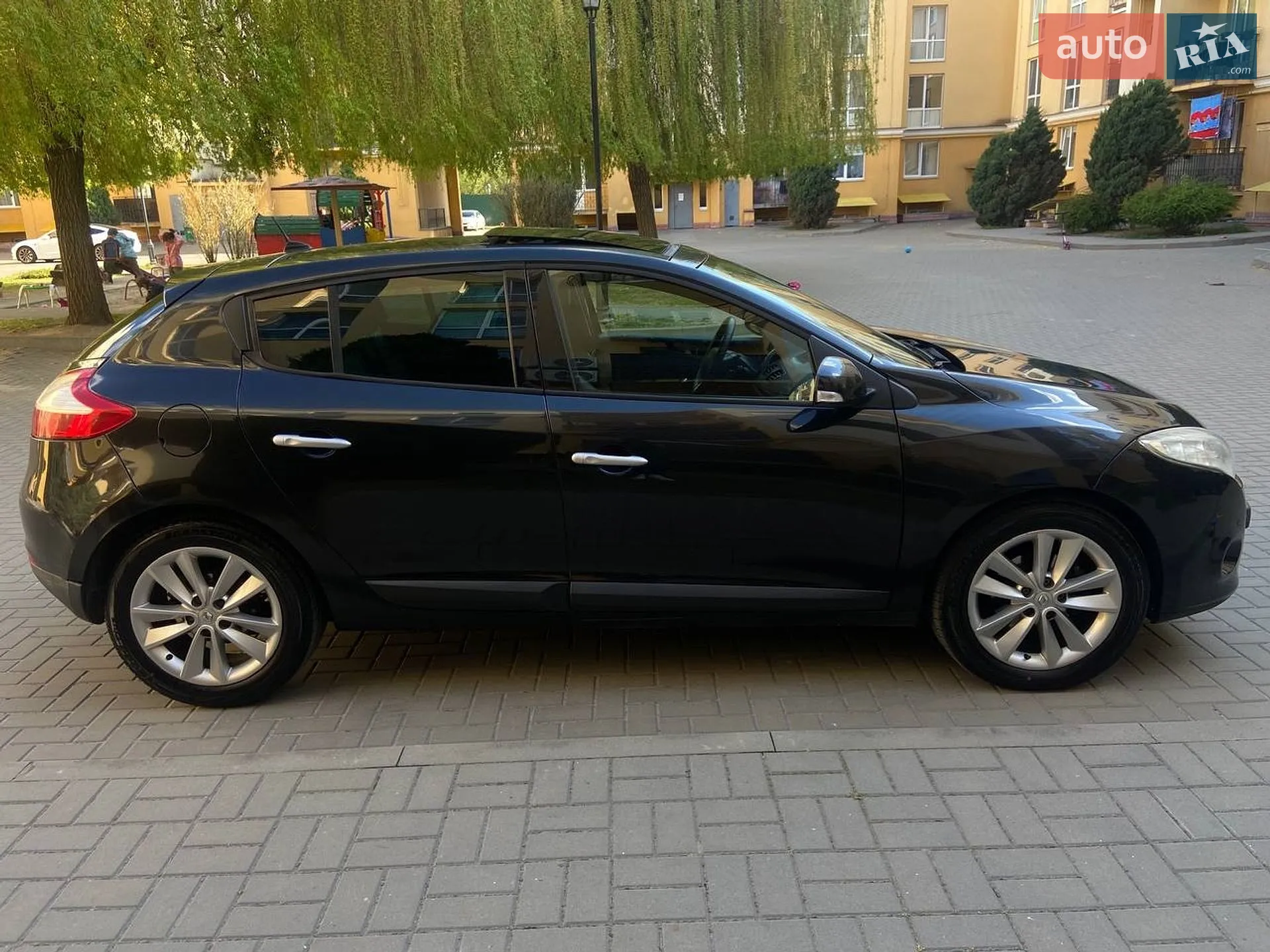 2010 Renault Megane - мініатюра 4