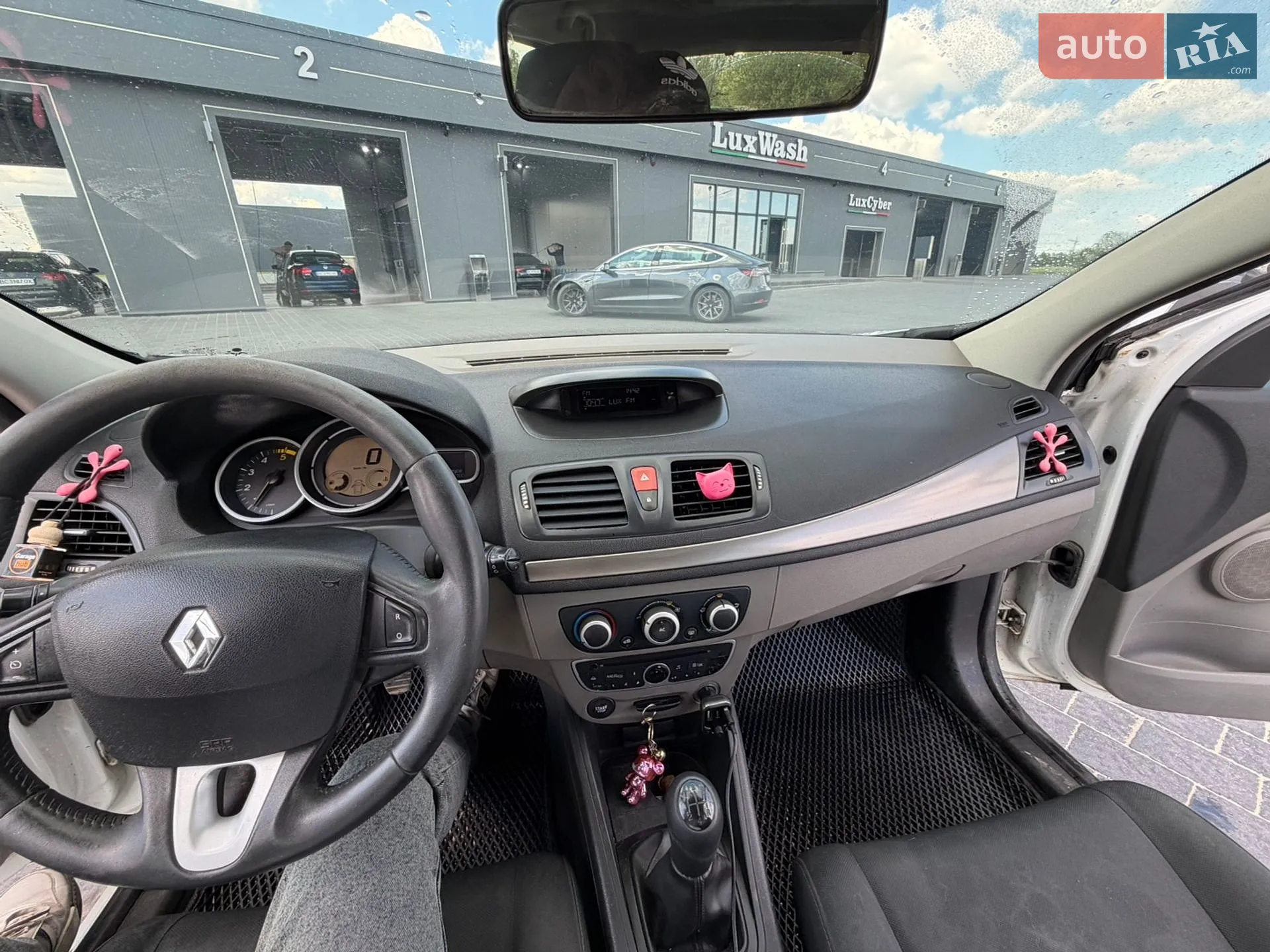 2010 Renault Megane - мініатюра 10