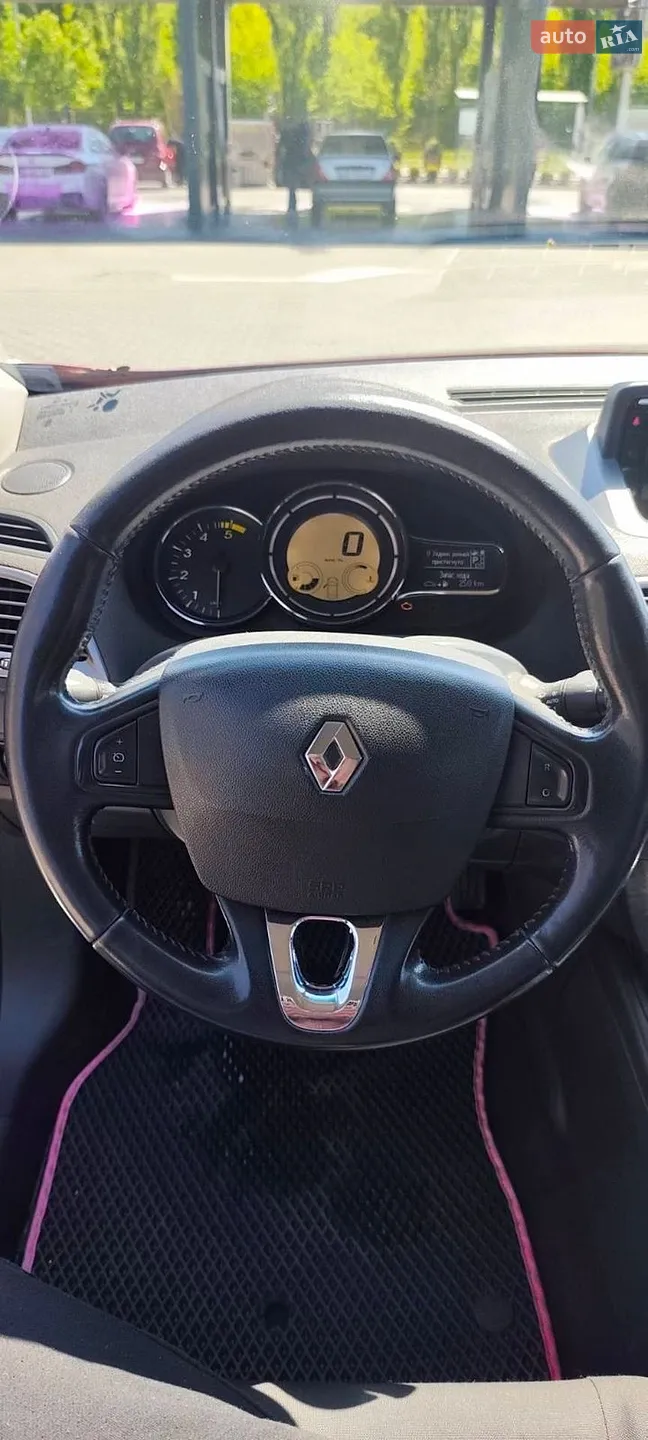 2013 Renault Megane - мініатюра 10