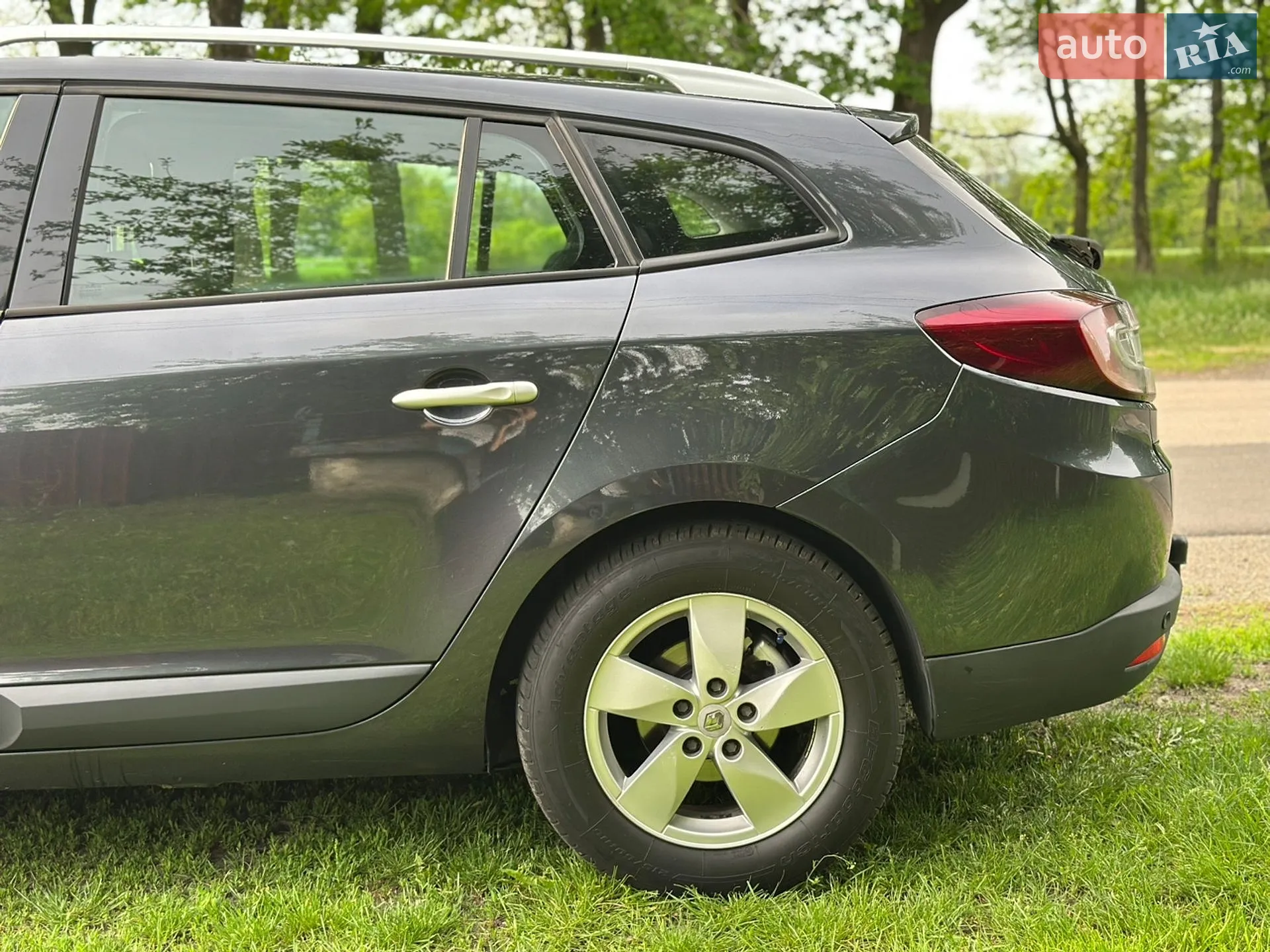 2010 Renault Megane - мініатюра 8