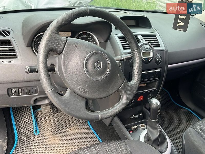 Хэтчбек Renault Megane 2006 в Валках